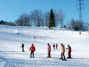 Profi Ski & Board School - ski centrum Miroslav, Lipov lzn