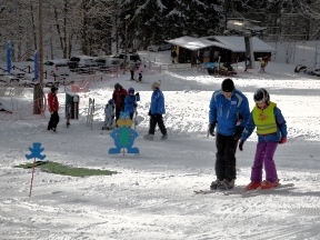 Lyask a snowboard kola FUN Line - Karlova Studnka